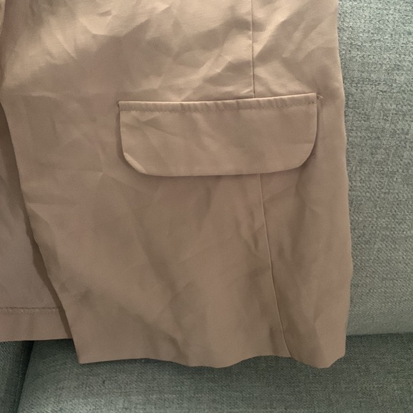 Blazer - Picture 3 of 5